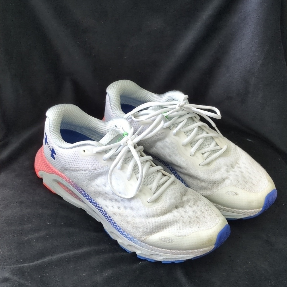 Men's Under Armour HOVR Infinite 3 Mens sz 10​​​​